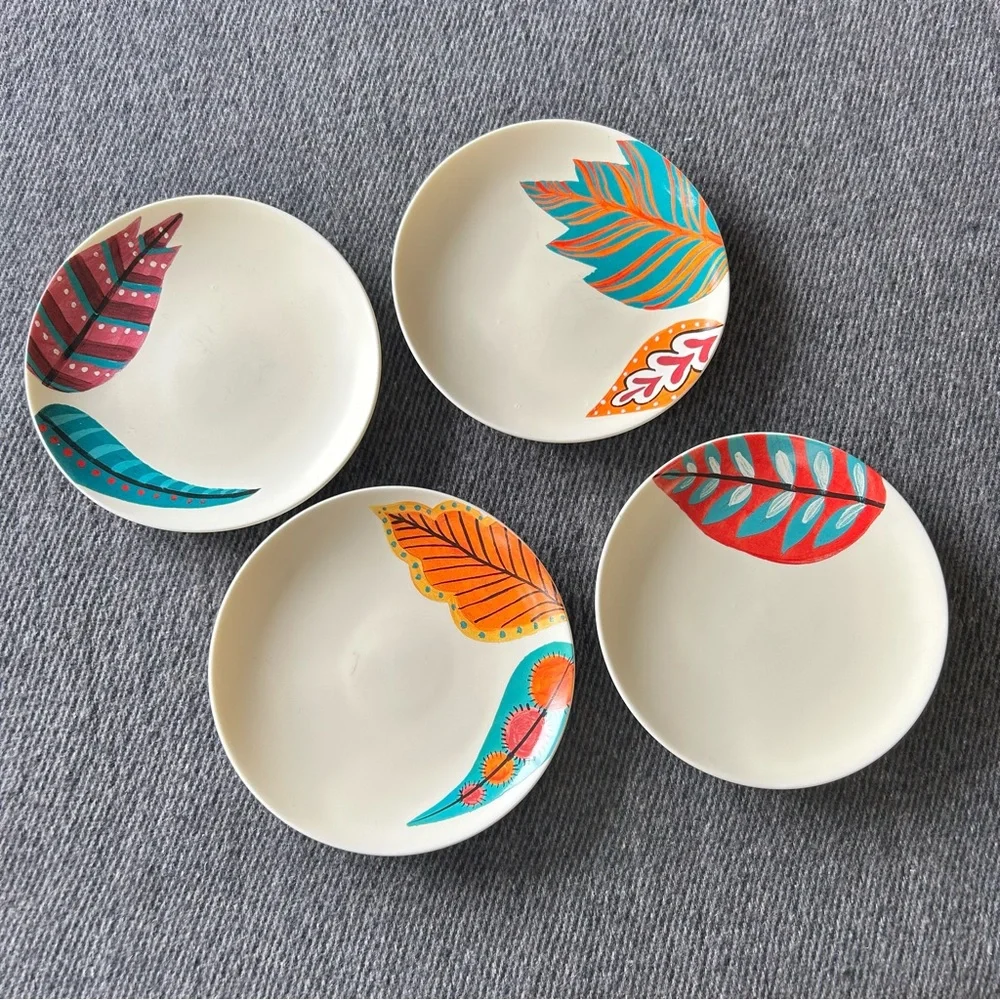 PAPER SOURCE ‘16 4-pcs Leaves Feathers Coll Hand-painted Matte Plates #0310267